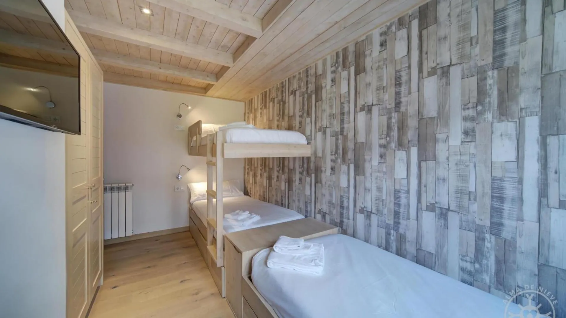 Luis Arias En Val De Ruda Apartment Naut Aran Spain